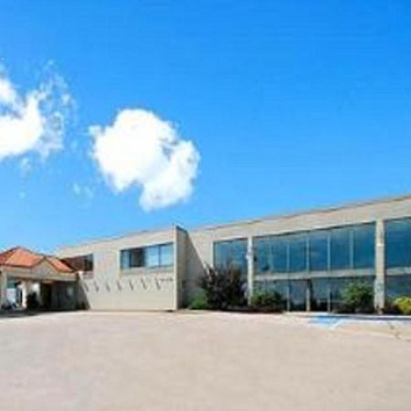 Motel 6 Hastings Ne Eksteriør billede