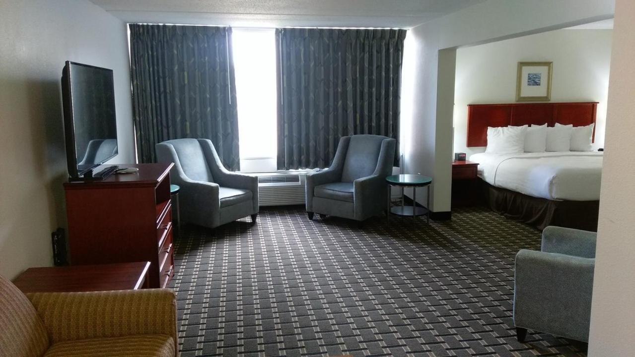 Motel 6 Hastings Ne Eksteriør billede